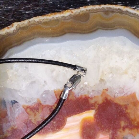 'Lyniverif' Green Kyanite, Lapis Lazuli Tower & Raw Quartz Cluster Necklace - Picture 2 of 8